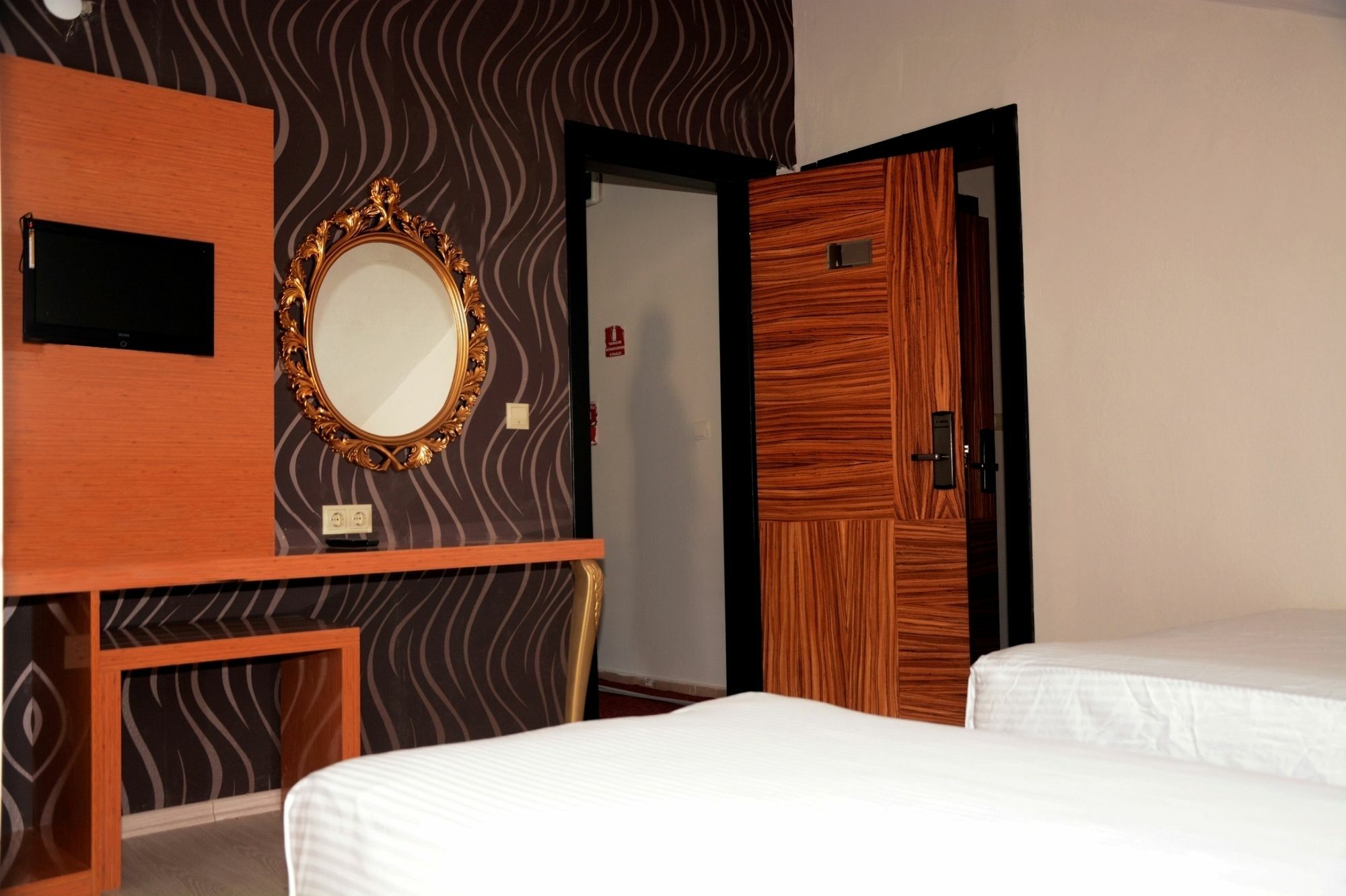 Derin Suit Otel Antalya Buitenkant foto
