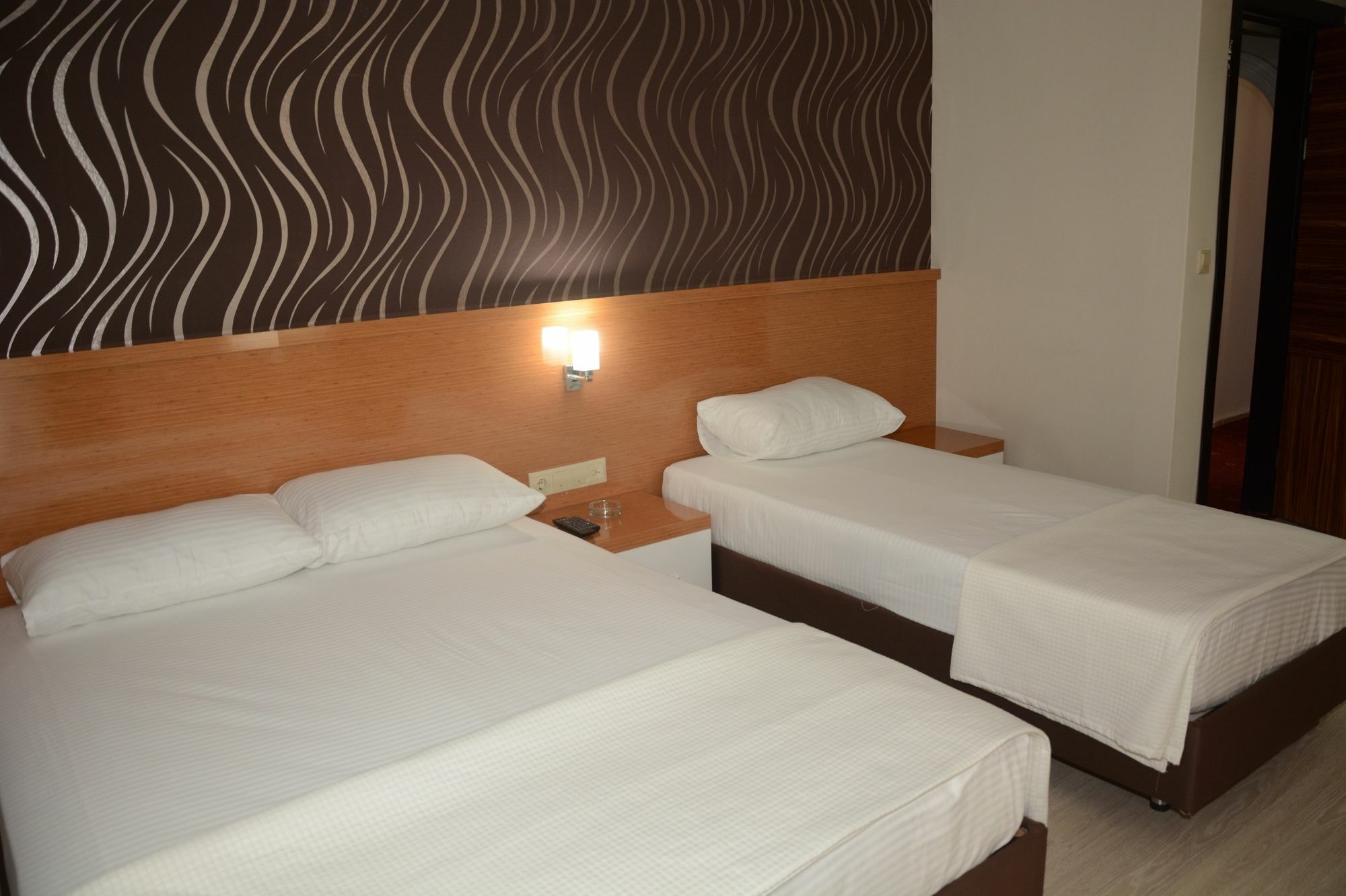 Derin Suit Otel Antalya Buitenkant foto